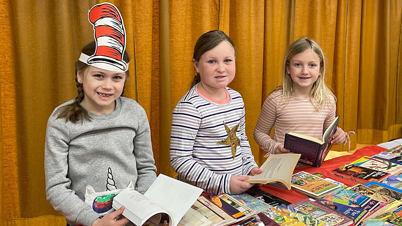 Read Across America Week Celebrated at Warren L. Miller Elementary School