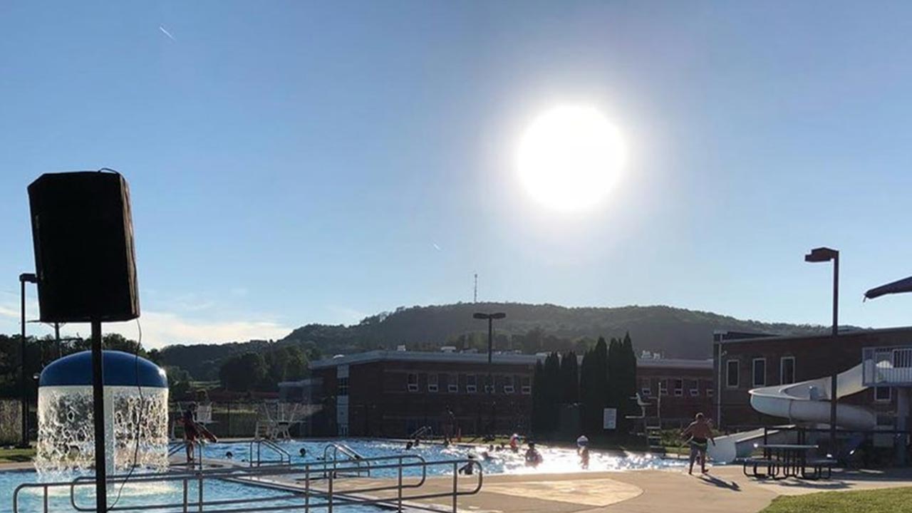 Mansfield Town Pool Preparing For Busy Summer Season