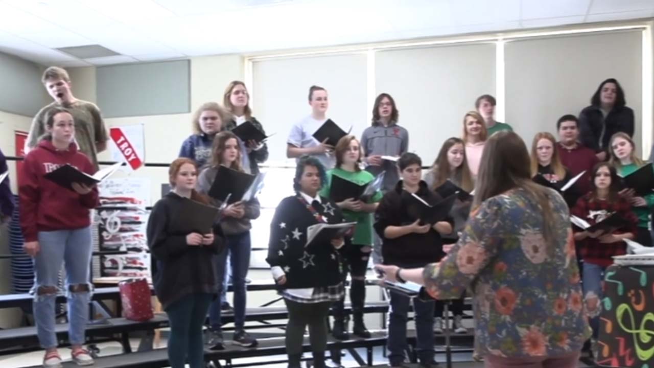 Troy High School Concert Choir takes Carnegie Hall NYC