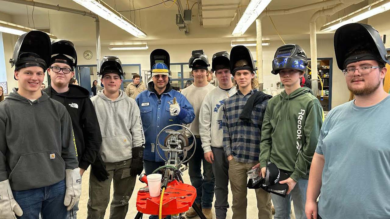 Local Students Learn About Trades with “Blue Collar Tour”